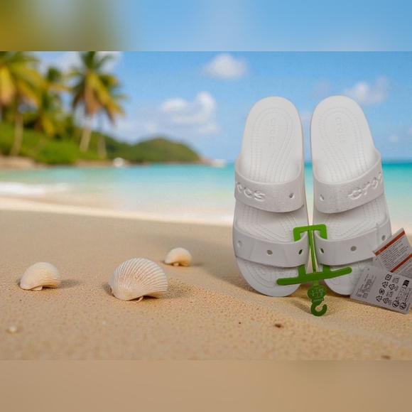 CROCS Shoes - Crocs Women’s Classic Slide Sandals White Size 8 NWT